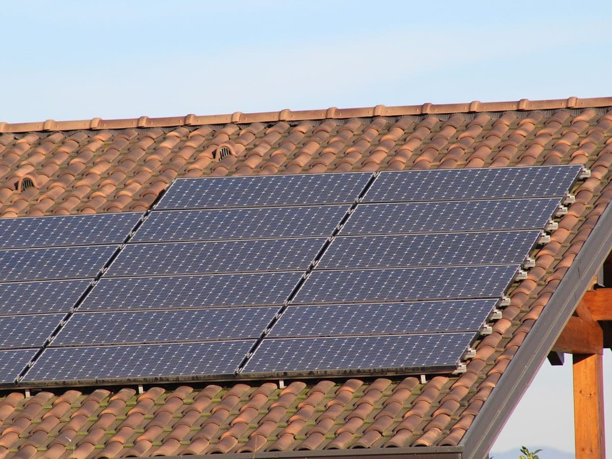 Installation photovoltaïque sur toiture tuile canal à Épinay-sur-Orge (Essonne)